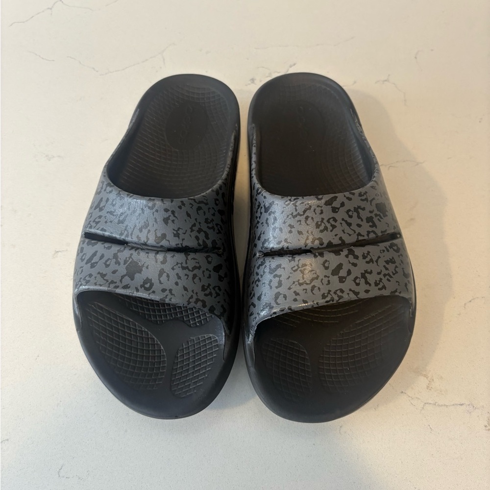Black Leopard Print Oofos Slide Sandals
